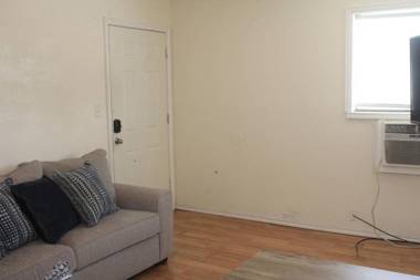 1 bedroom apartment within sight of Fort. Sill