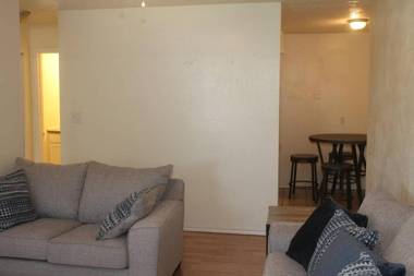 1 bedroom apartment within sight of Fort. Sill