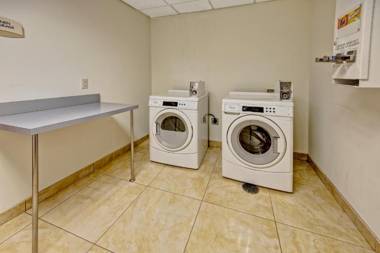 Fairfield Inn & Suites by Marriott Oklahoma City NW Expressway/Warr Acres