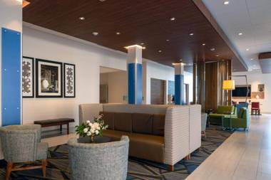 Holiday Inn Express & Suites - Tulsa Downtown - Arts District an IHG Hotel