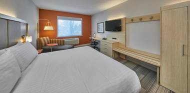 Holiday Inn Express Hotel & Suites Medford-Central Point an IHG Hotel