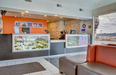 Motel 6-Coos Bay OR