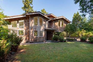 Cedar Point Mercer Lakehouse