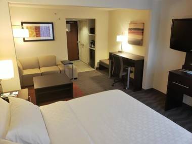 Holiday Inn Express Portland West/Hillsboro an IHG Hotel