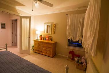 West Sail-River/Mt Vw-5BR/2.5B