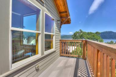 Hutson's Bridgeview **30 Day minimum**