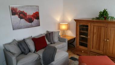 Super Cute Smarthouse Near Lake OITHospital Wifi