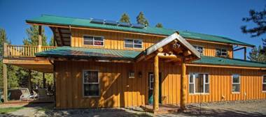 DiamondStone Guest Lodges