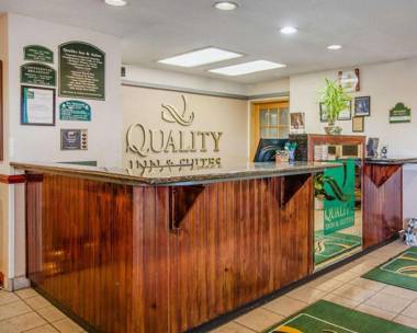 Quality Inn & Suites Medford Airport