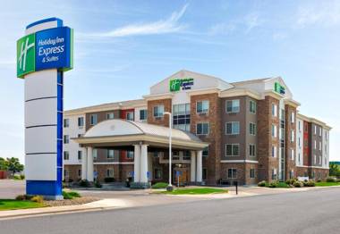Holiday Inn Express Hotel & Suites Ontario an IHG Hotel