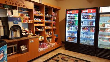 Candlewood Suites Portland Airport an IHG Hotel