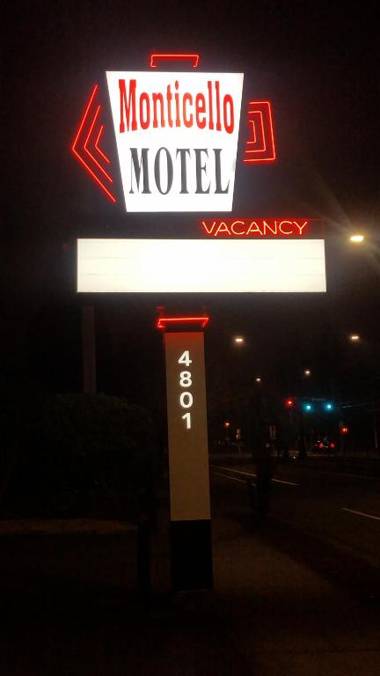 Monticello Motel