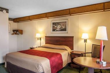 Rodeway Inn Convention Center