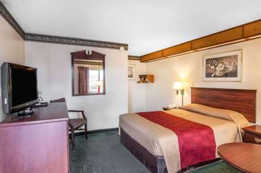 Rodeway Inn Convention Center