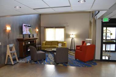 Best Western Plus Portland Airport Hotel & Suites