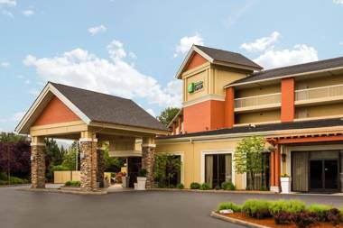 Holiday Inn Express Roseburg an IHG Hotel