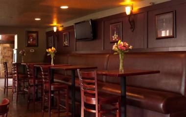 Silverton Inn & Suites