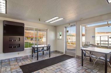 Motel 6-The Dalles OR