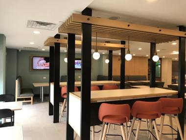 Holiday Inn - Allentown I-78 & Rt. 222 an IHG Hotel