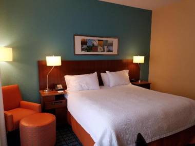 Fairfield Inn & Suites by Marriott Allentown Bethlehem/Lehigh Valley Airport