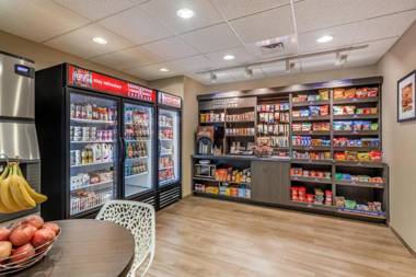 Candlewood Suites Bethlehem South an IHG Hotel