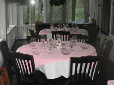 Brookview Manor Inn