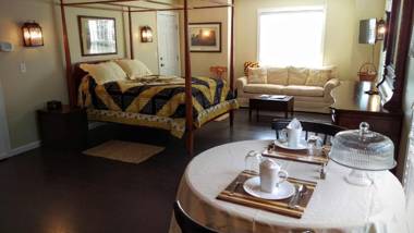 Hertzog Homestead Bed & Breakfast
