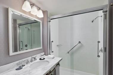 Sheraton Erie Bayfront Hotel