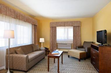 Holiday Inn Express Philadelphia Airport an IHG Hotel