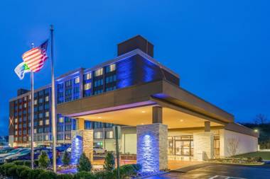 Holiday Inn Express & Suites Ft. Washington - Philadelphia an IHG Hotel