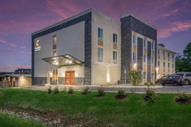Comfort Inn & Suites Harrisburg - Hershey West