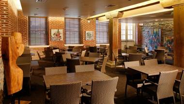 Lancaster Arts Hotel