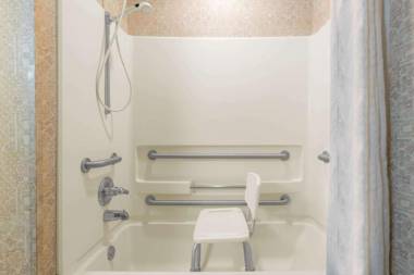 Hawthorn Suites by Wyndham Lancaster