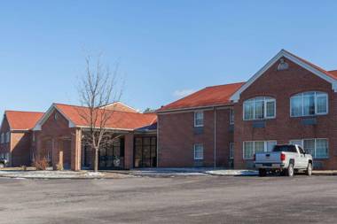 Days Inn & Suites by Wyndham Lancaster Amish Country