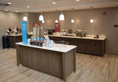 Hampton Inn & Suites Philadelphia/Media