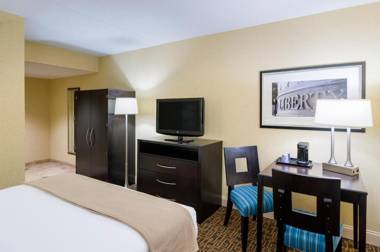 Holiday Inn Express Philadelphia Penn's Landing an IHG Hotel