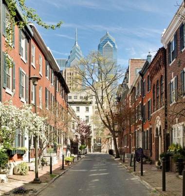 Downtown Philly Apartment By Rittenhouse Square