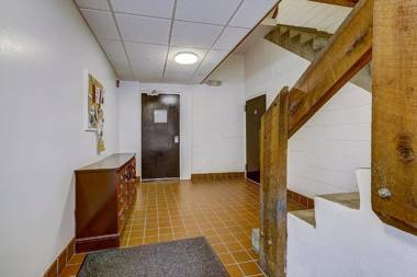 Frontdesk I Mariner's Court Apts Northern Liberties Philadelphia