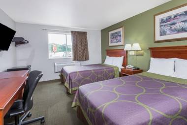Super 8 by Wyndham Pittsburgh/Monroeville