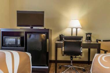 Quality Inn & Suites Harmarville