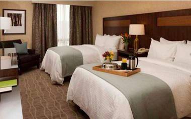 DoubleTree by Hilton Pittsburgh-Green Tree