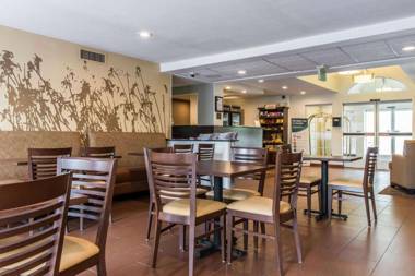 Sleep Inn & Suites Pittsburgh