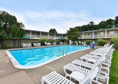 Econo Lodge Inn & Suites Shamokin Dam - Selinsgrove