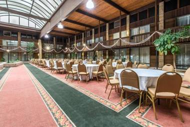 Quality Inn and Conference Center Somerset
