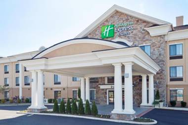 Holiday Inn Express Hotel & Suites Warminster-Horsham an IHG Hotel