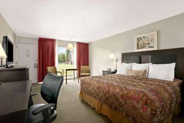 Ramada by Wyndham Washington