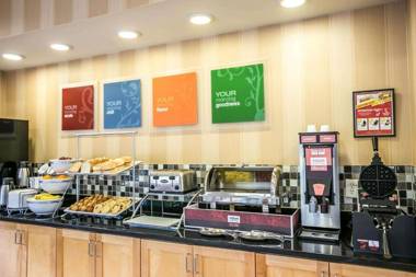 Comfort Suites Columbia Northeast - Fort Jackson