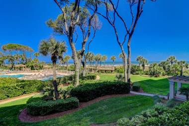 5106 Hampton Place 2 BR Oceanfront