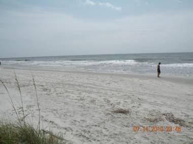 105 Beckenham 2 BR Port Royal Beach