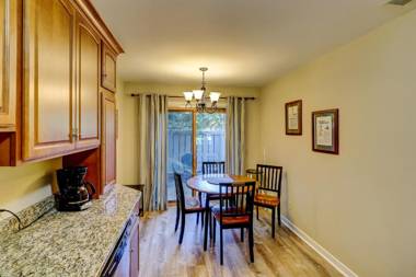 2372 Racquet Club 3 BR Sea Pines Condo